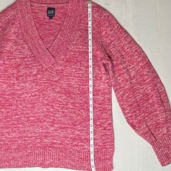 GAP Red Marled V-Neck Sweater – Size Medium - Picture 6 of 7